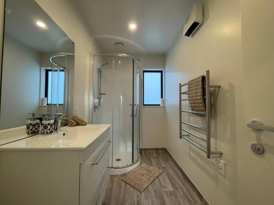 Cbd Luxury Parkside Living 2 Bedroom With Parking Christchurch Exteriér fotografie